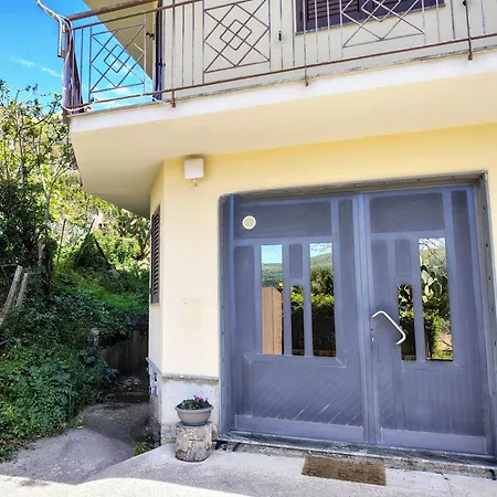 Apartman Le Costanze - Nel Cuore Del Parco Dei Nebrodi *